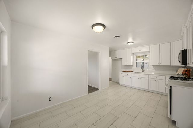 630 Scottsdale Drive, Richardson, TX 75080