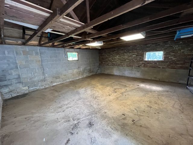 253 Jeffery Dr, Clarksville, TN 37043