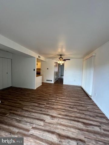 842-B PUTNAM BLVD, Wallingford, PA 19086