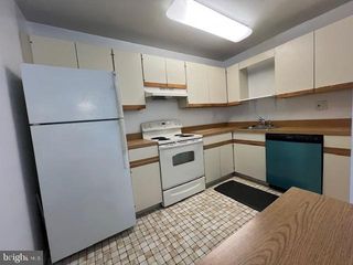 842-B PUTNAM BLVD, Wallingford, PA 19086