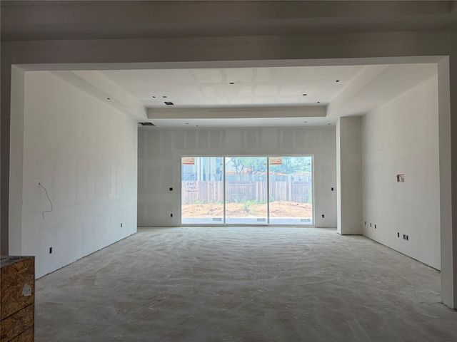109 Possumhaw LN, San Marcos, TX 78666