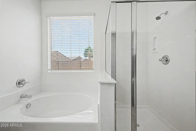 7029 W DESERT Lane, Laveen, AZ 85339