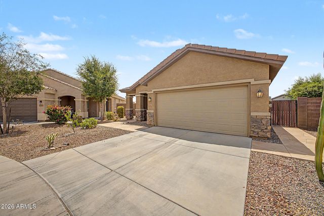 7029 W DESERT Lane, Laveen, AZ 85339