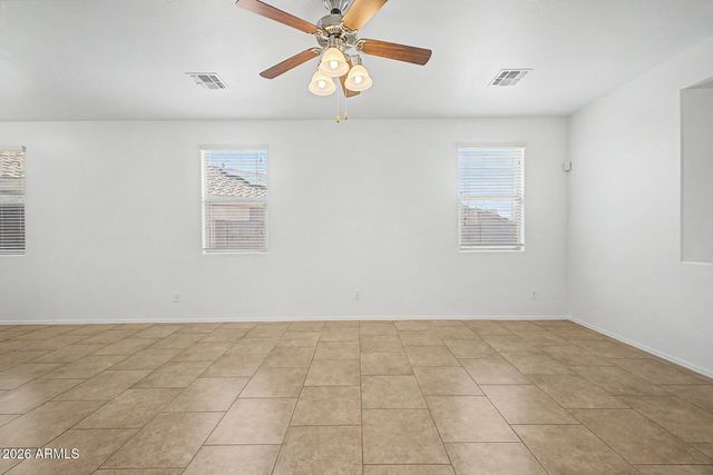 7029 W DESERT Lane, Laveen, AZ 85339