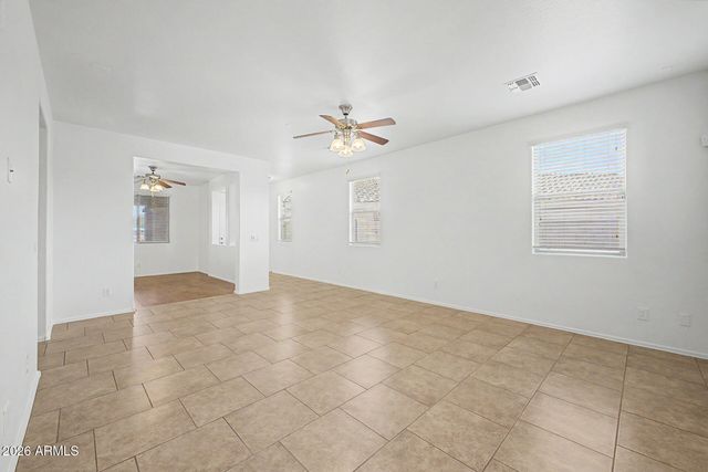 7029 W DESERT Lane, Laveen, AZ 85339