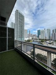 690 SW 1st Ct 1210, Miami, FL 33130