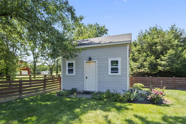 305 Woodsview Drive, Canal Winchester, OH 43110