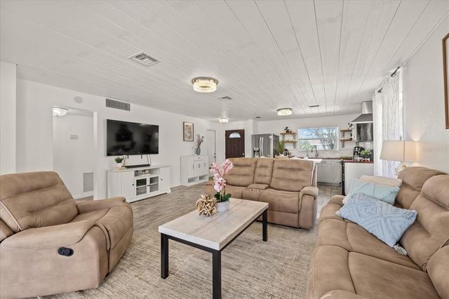 5106 BLUE HERON DRIVE, New Port Richey, FL 34652