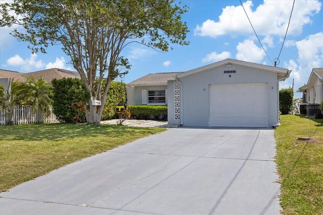 5106 BLUE HERON DRIVE, New Port Richey, FL 34652