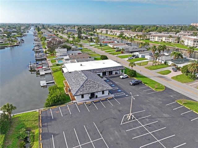 5106 BLUE HERON DRIVE, New Port Richey, FL 34652