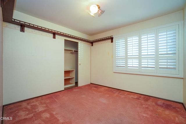 3820 S J Street, Oxnard, CA 93033