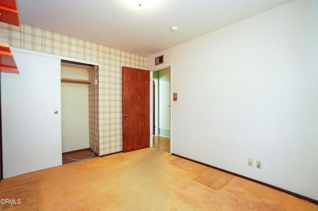 3820 S J Street, Oxnard, CA 93033