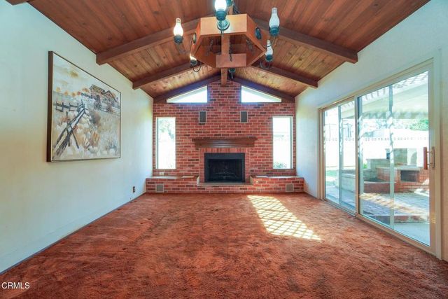 3820 S J Street, Oxnard, CA 93033