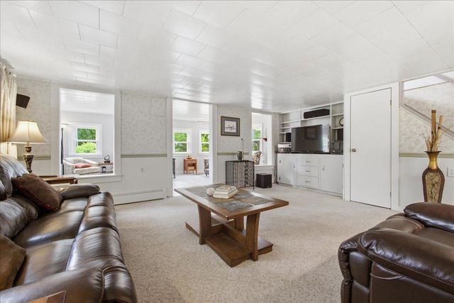285 East Road, Ferrisburgh, VT 05473