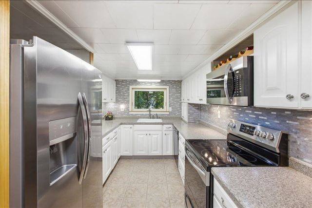 285 East Road, Ferrisburgh, VT 05473