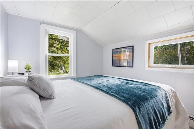 285 East Road, Ferrisburgh, VT 05473