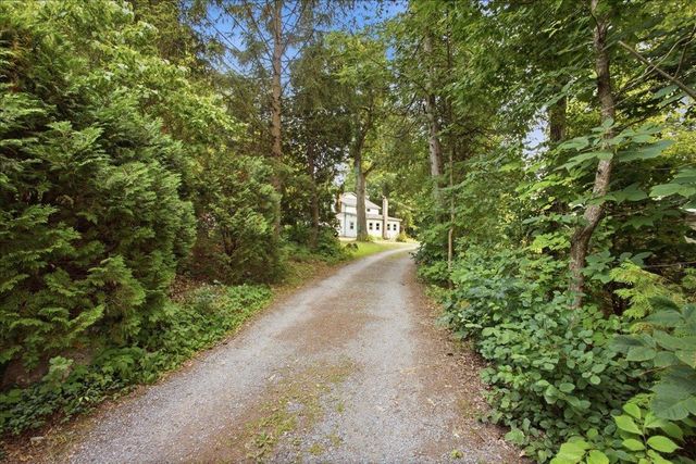 285 East Road, Ferrisburgh, VT 05473