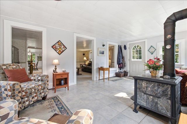 285 East Road, Ferrisburgh, VT 05473