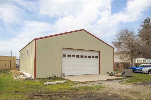 17622 E Cowley Ave, Spokane Valley, WA 99016