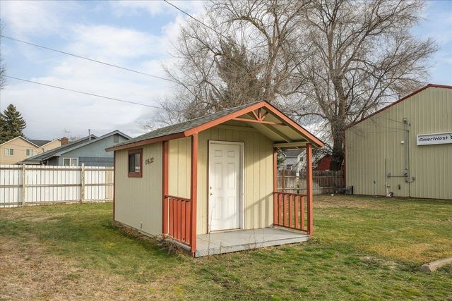 17622 E Cowley Ave, Spokane Valley, WA 99016