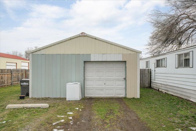 17622 E Cowley Ave, Spokane Valley, WA 99016