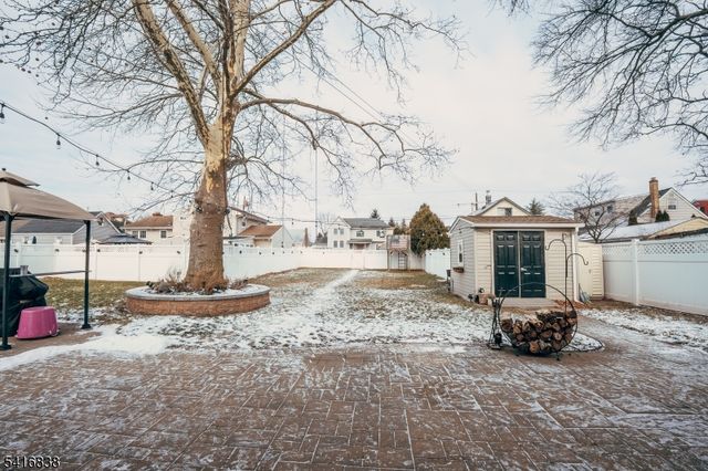 130 Loretta St, Woodbridge Twp., NJ 08861