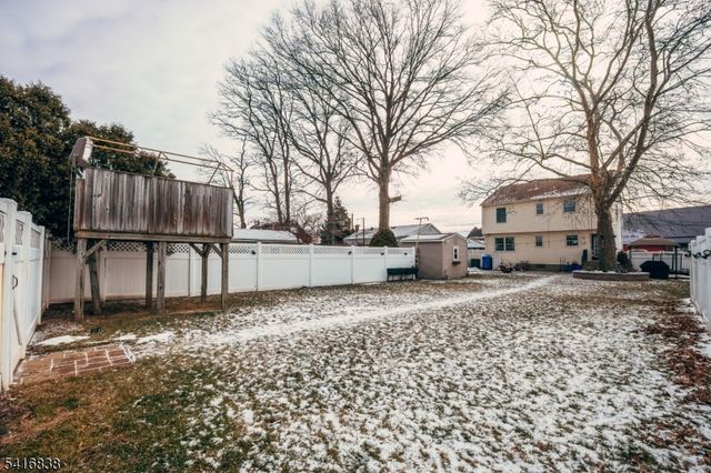 130 Loretta St, Woodbridge Twp., NJ 08861