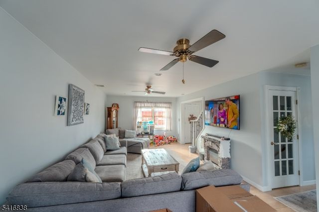 130 Loretta St, Woodbridge Twp., NJ 08861