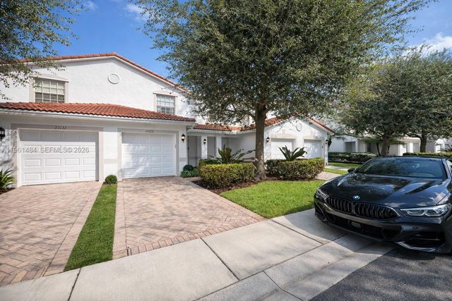 22129 Majestic Woods Way, Boca Raton, FL 33428