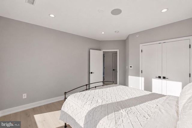 527 BROWN ST, Philadelphia, PA 19123