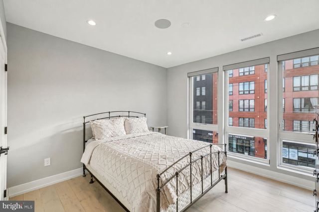 527 BROWN ST, Philadelphia, PA 19123