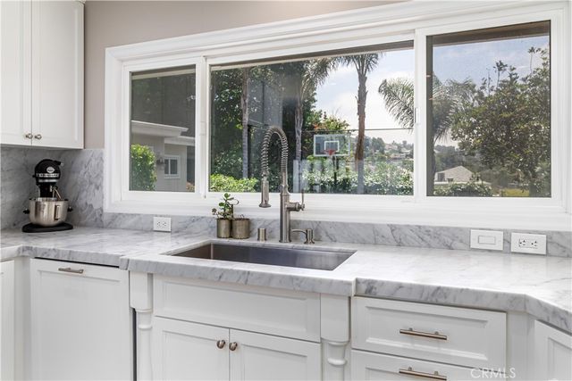 3546 Berry Drive, Studio City, CA 91604