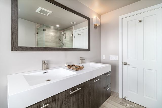 3546 Berry Drive, Studio City, CA 91604