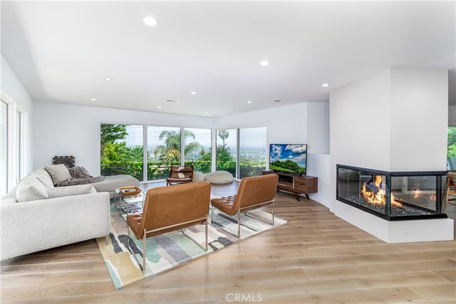 3546 Berry Drive, Studio City, CA 91604
