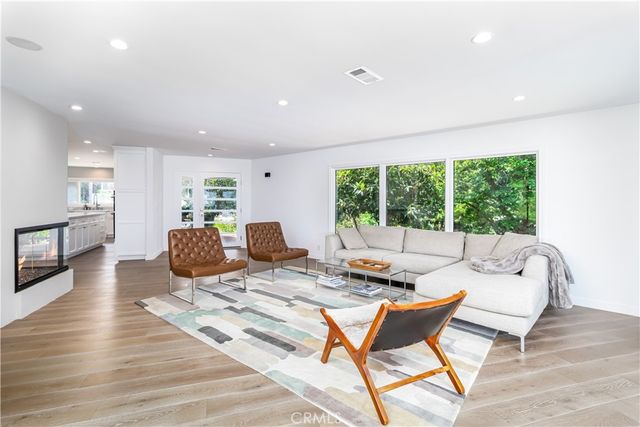 3546 Berry Drive, Studio City, CA 91604
