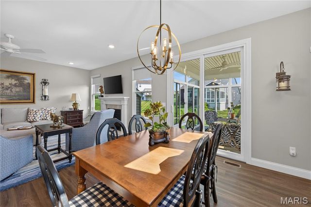 933 Sugar Pear Street, St Charles, MO 63301