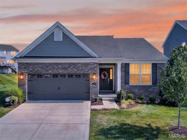 933 Sugar Pear Street, St Charles, MO 63301
