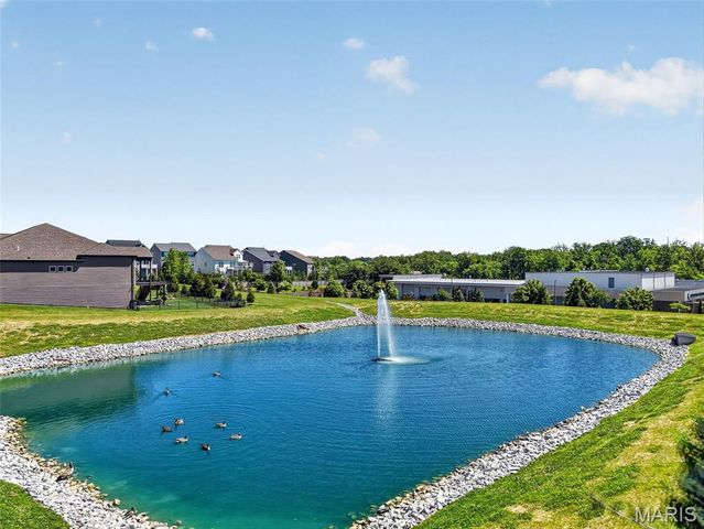 933 Sugar Pear Street, St Charles, MO 63301