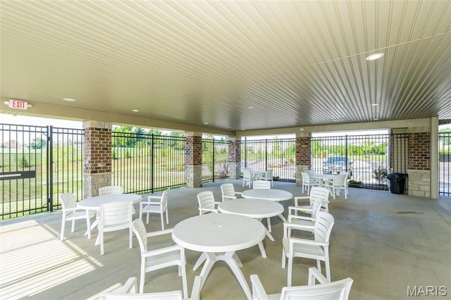 933 Sugar Pear Street, St Charles, MO 63301