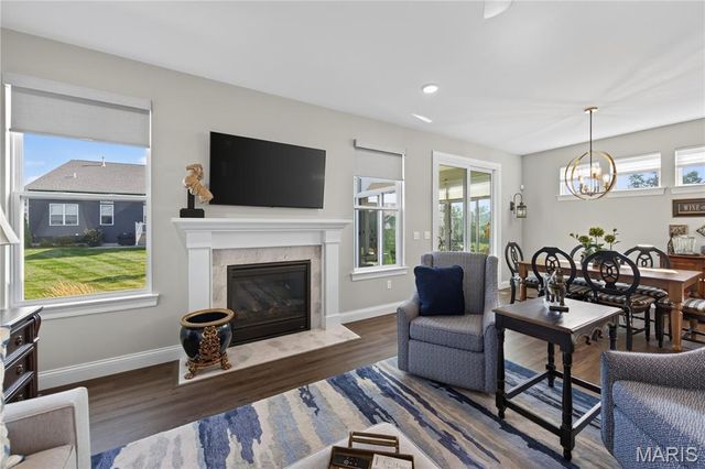 933 Sugar Pear Street, St Charles, MO 63301