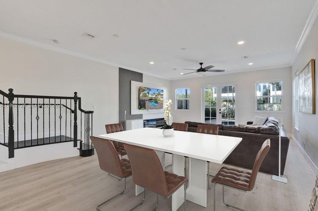 1121 NE 14th Ave 1121, Fort Lauderdale, FL 33304