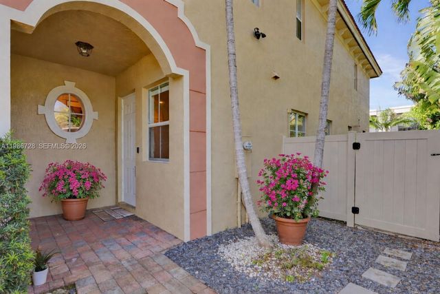 1121 NE 14th Ave 1121, Fort Lauderdale, FL 33304