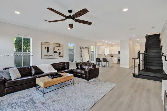 1121 NE 14th Ave 1121, Fort Lauderdale, FL 33304