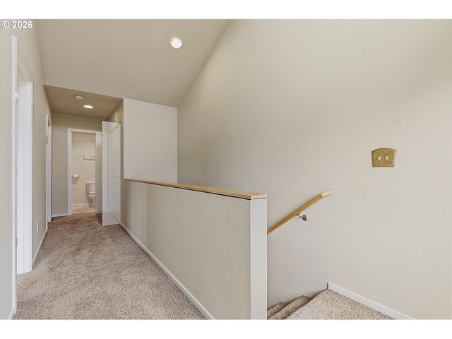 7518 N BURLINGTON Ave, Portland, OR 97203