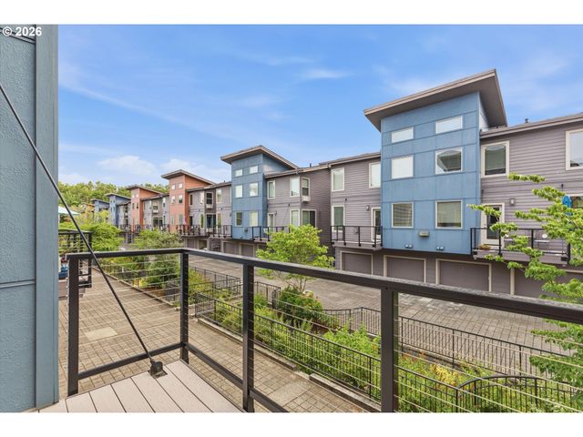 7518 N BURLINGTON Ave, Portland, OR 97203