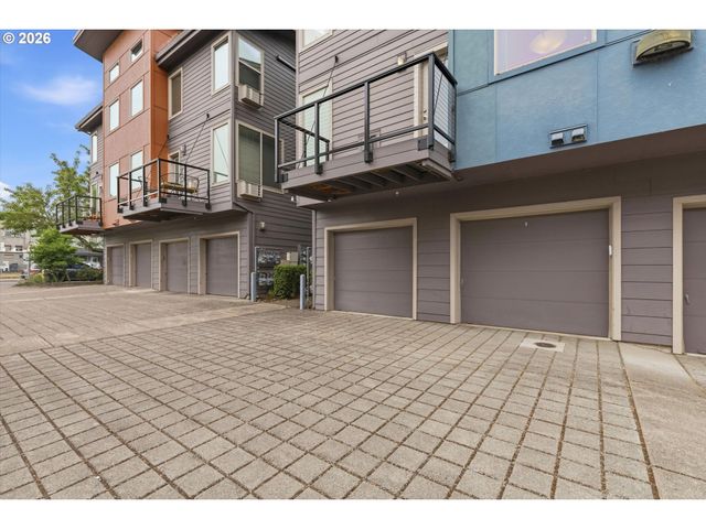 7518 N BURLINGTON Ave, Portland, OR 97203