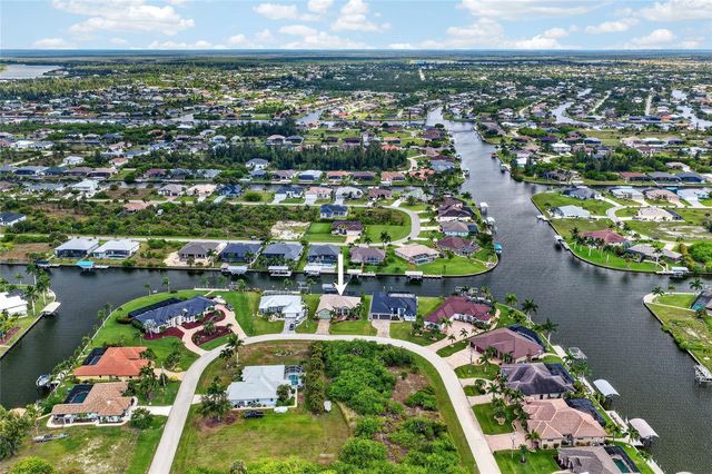 8232 ANTWERP CIRCLE, Port Charlotte, FL 33981