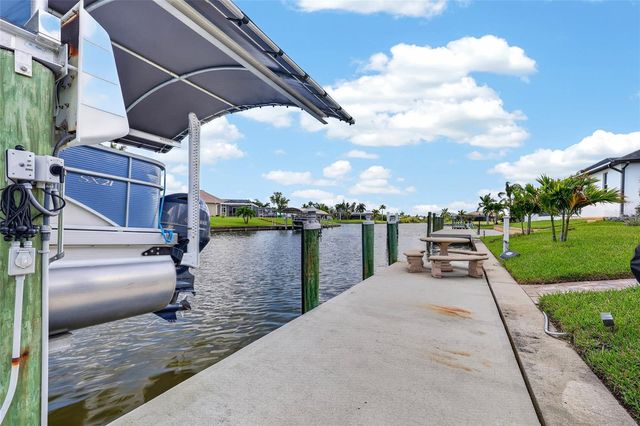 8232 ANTWERP CIRCLE, Port Charlotte, FL 33981