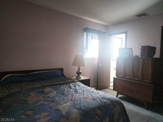 3 Harold Mathews Jr Ct, Butler Boro, NJ 07405