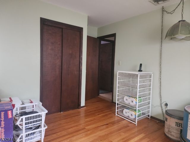 3 Harold Mathews Jr Ct, Butler Boro, NJ 07405